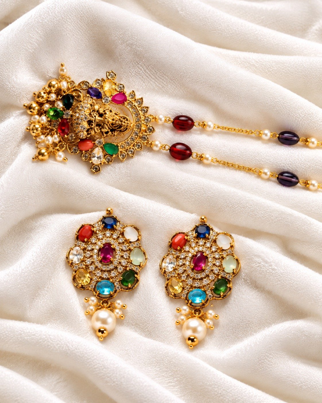 Temple Pendant Earrings Set